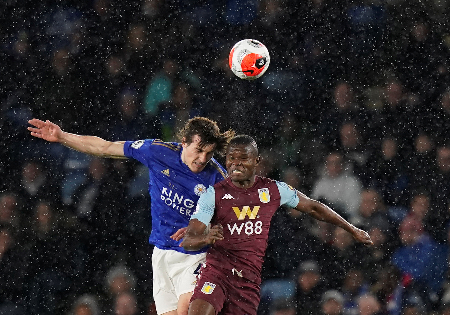 在他曾效力 在他曾效力