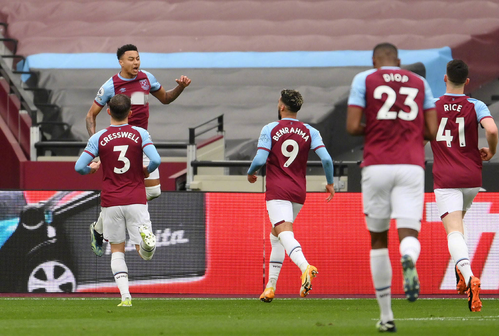 巨大成功 巨大成功